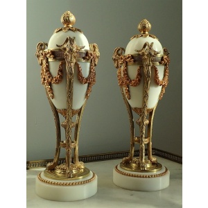 Gorgeous Pair Of Ormolu And White Marble Cassolettes